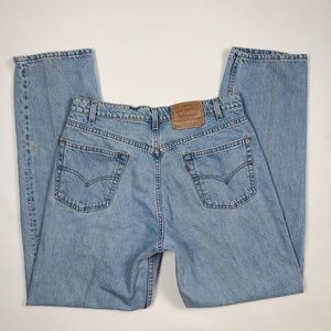 90’s Vintage Levi 550 Jeans